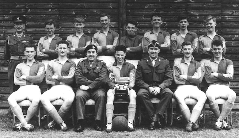 <<< Quote Ref: cphoto038 >>>