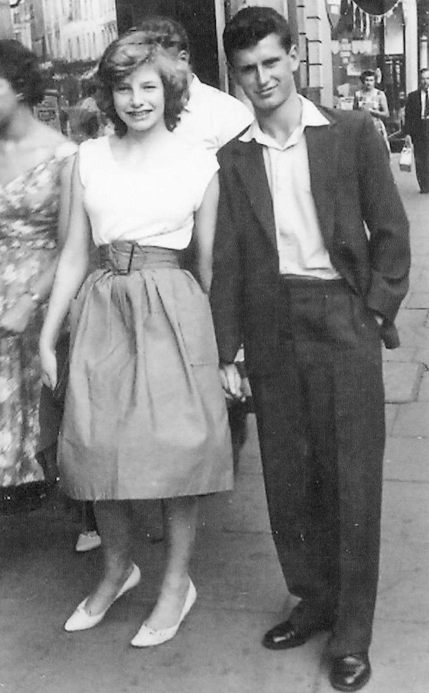 <<< Quote Ref: cphoto167 >>>