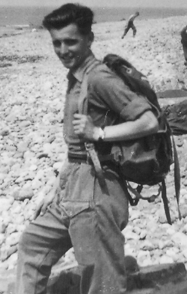 <<< Quote Ref: cphoto171 >>>