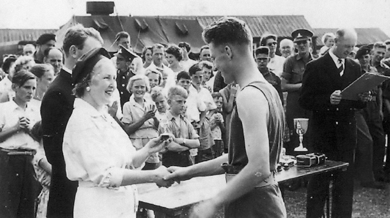 <<< Quote Ref: cphoto177 >>>