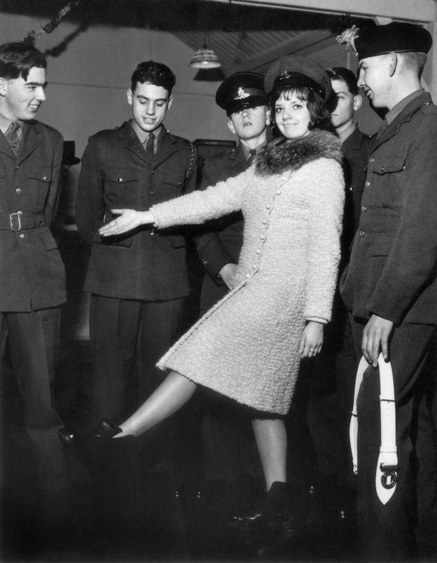 <<< Quote Ref: cphoto199 >>>