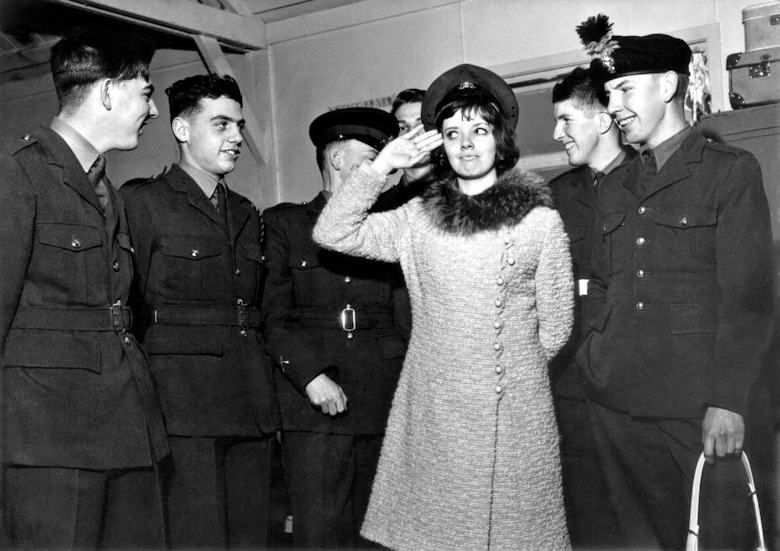 <<< Quote Ref: cphoto201 >>>