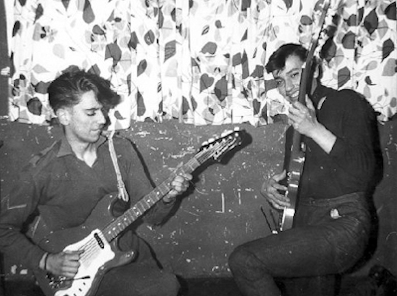 <<< Quote Ref: cphoto249 >>>