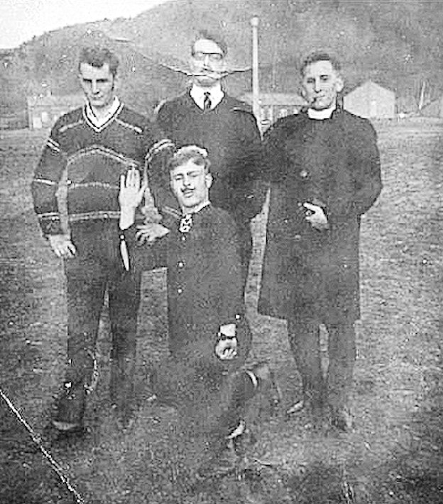 <<< Quote Ref: cphoto250 >>>