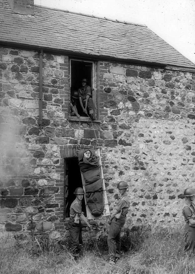 <<< Quote Ref: cphoto259 >>>