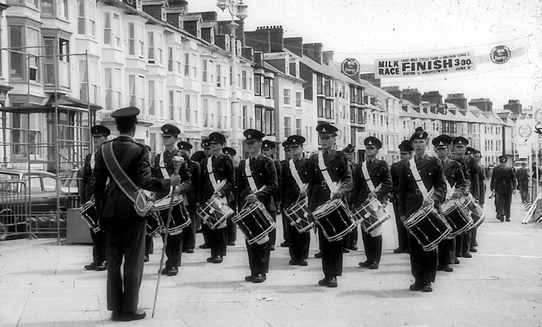 <<< Quote Ref: cphoto269 >>>