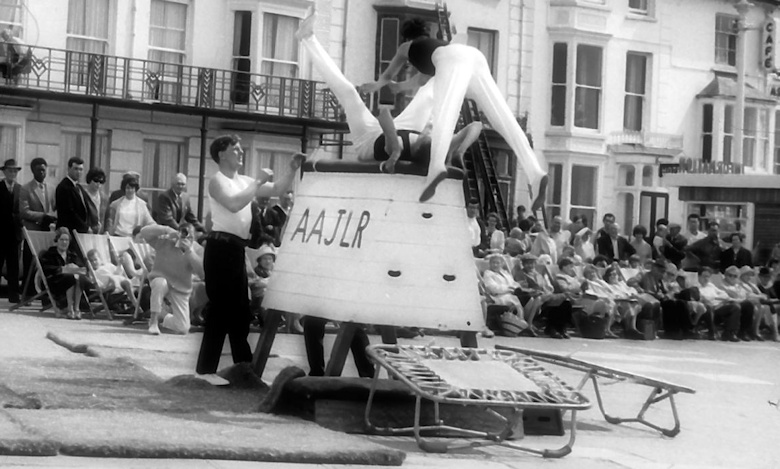 <<< Quote Ref: cphoto284 >>>