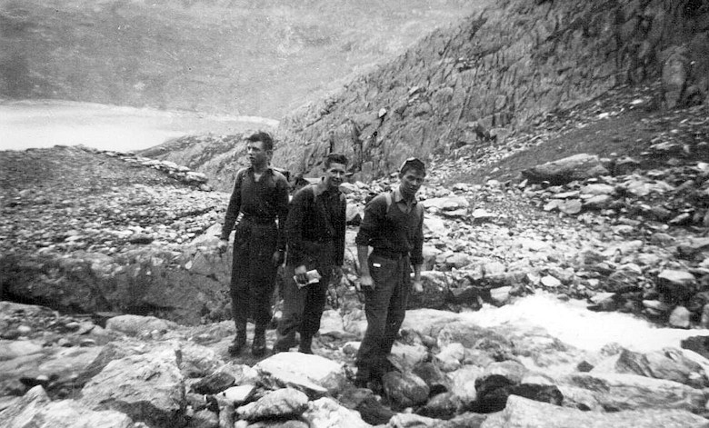 <<< Quote Ref: cphoto319 >>>